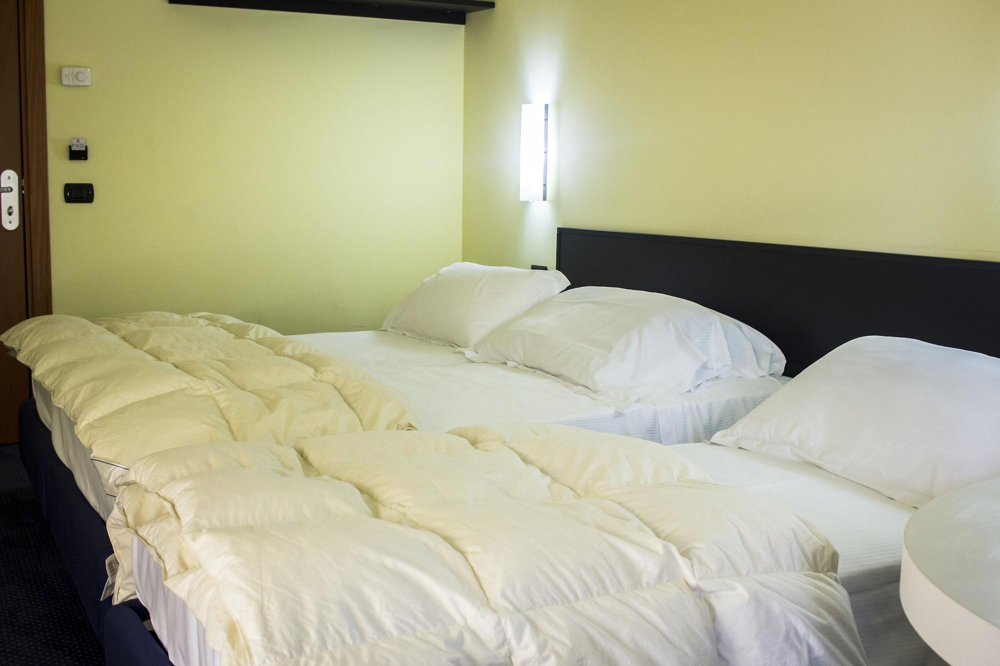 Best Western Hotel Class Lamezia ラメーツィア・テルメ エクステリア 写真