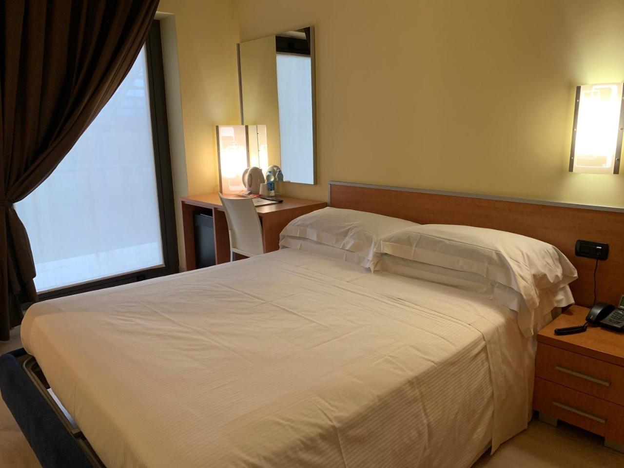 Best Western Hotel Class Lamezia ラメーツィア・テルメ エクステリア 写真