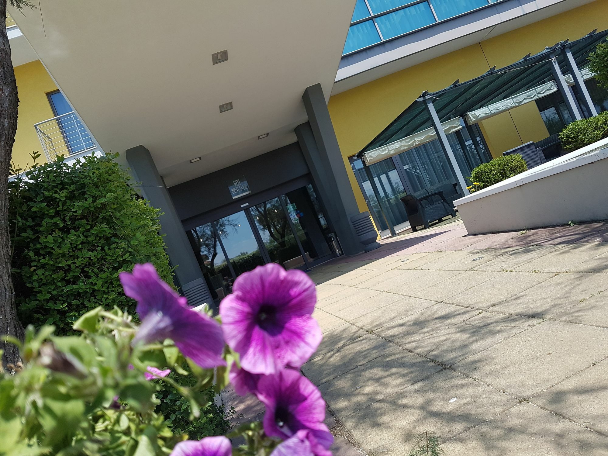 Best Western Hotel Class Lamezia ラメーツィア・テルメ エクステリア 写真